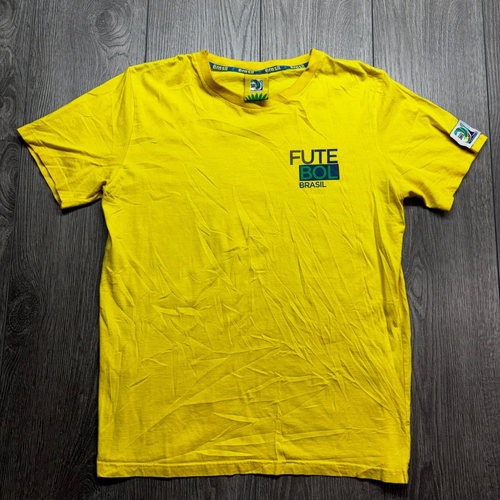 FIFA Brasil 2013 Confederations Cup Futebol T-Shirt Mens Medium Yellow Soccer